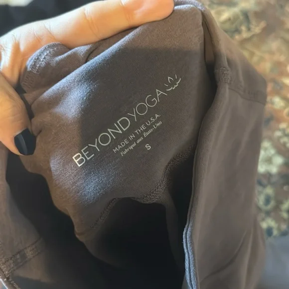 Beyond Yoga Spacedye Caught In The Midi High-Waisted Legging Size Small - Picture 5 of 5